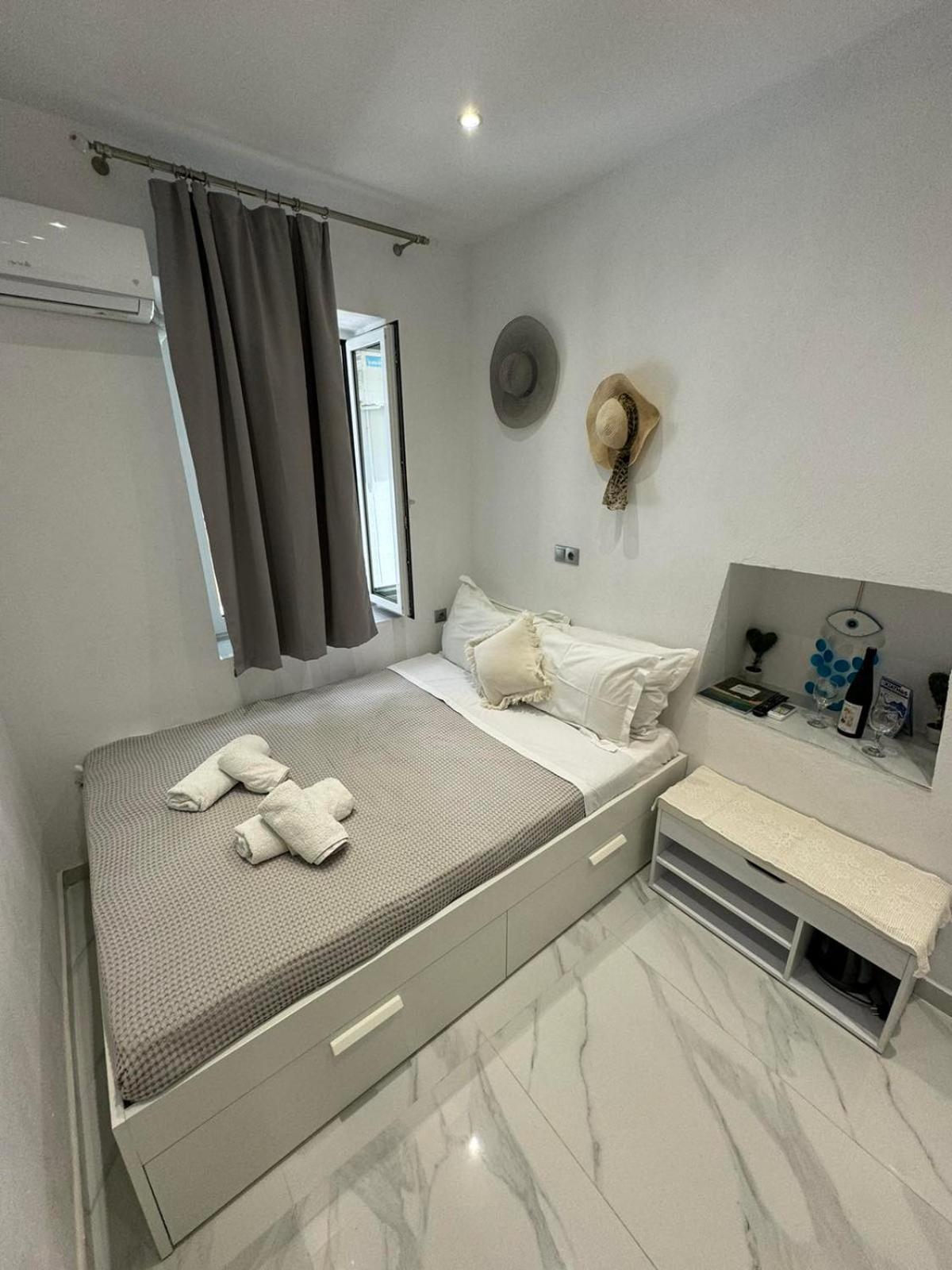 Ready Studio Skiathos Exterior photo